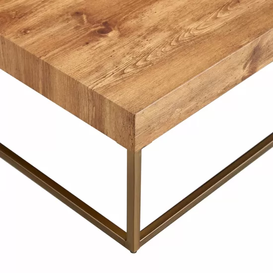 Modern rectangular coffee table, dining table. MDF desktop with metal legs. Suitable for restaurants and living rooms. The size :31.5 Modern rectangular coffee table, dining table. MDF desktop with metal legs. Suitable for restaurants and living rooms. The size :31.5
