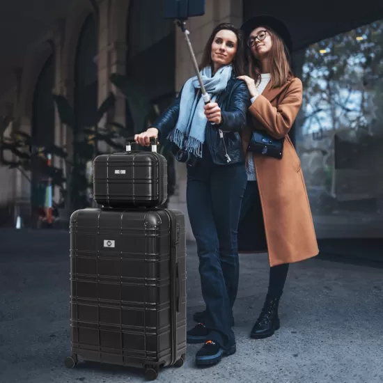 Luggage Sets ABS+PC Hardshell 4pcs Luggage Hardside Lightweight Durable Suitcase sets Spinner Wheels Suitcase with TSA Lock (12/20/24/28),black Luggage Sets ABS+PC Hardshell 4pcs Luggage Hardside Lightweight Durable Suitcase sets Spinner Wheels Suitcase with TSA Lock (12/20/24/28),black
