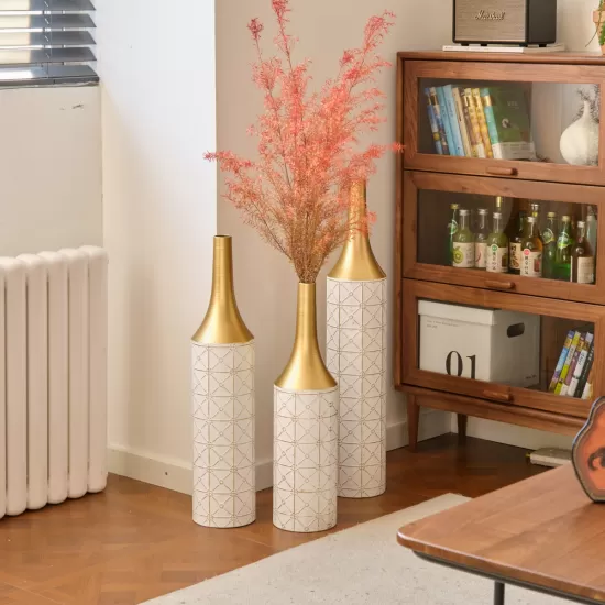 Floor Metal Vases Decorated White Metal vases Set of 3 gorgeous home decoration large glazed metal vases 24in/28.7in/33.5in height Floor Metal Vases Decorated White Metal vases Set of 3 gorgeous home decoration large glazed metal vases 24in/28.7in/33.5in height